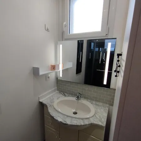 Chez Steph Et Angie Appartamento *